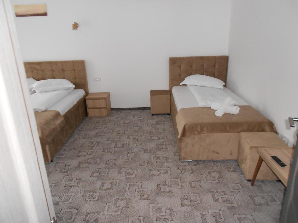 Andrana Hotel Caciulata Luaran gambar