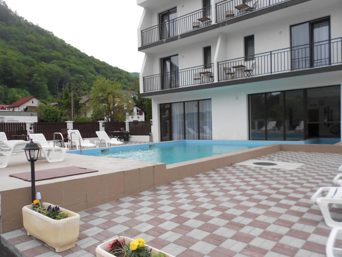 Andrana Hotel Caciulata Luaran gambar