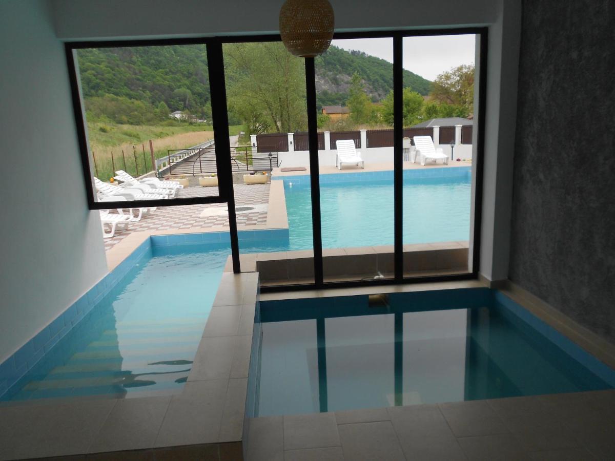 Andrana Hotel Caciulata Luaran gambar